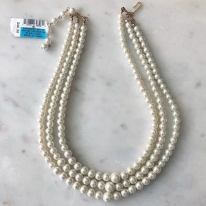 🆕 Charters club three string pearl necklace